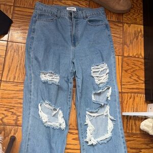 Baggy Ripped Jeans